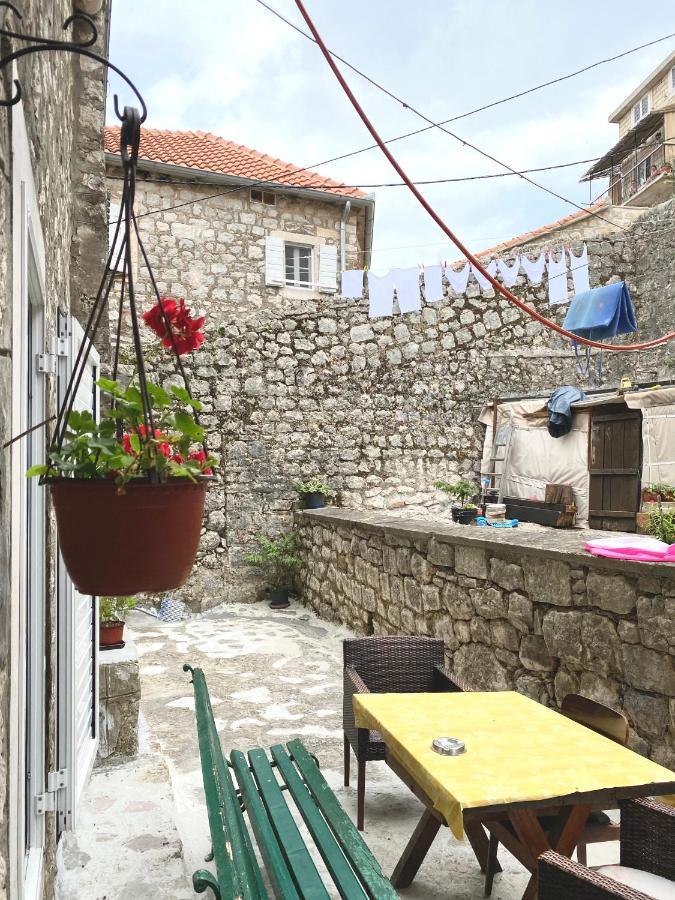 Apartment Njegos Perast Exterior foto